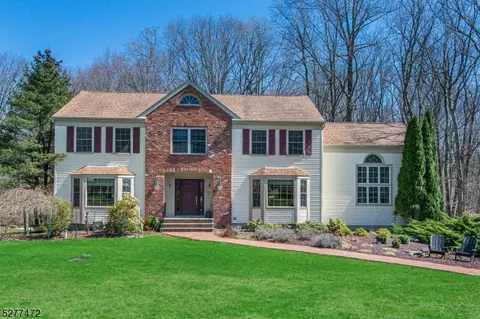 29 Olde York Rd, Randolph, NJ 07869
