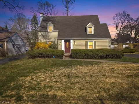 358 W End Ave, North Plainfield, NJ 07063