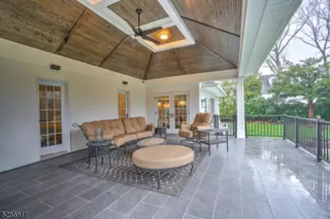 22 High St, Summit, NJ 07901 photo 4