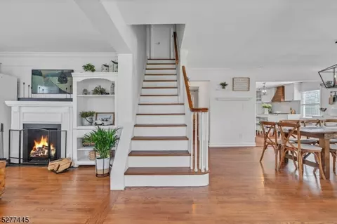15 Harding Ave, Clark, NJ 07066 photo 4