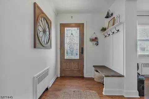 15 Harding Ave, Clark, NJ 07066 photo 5