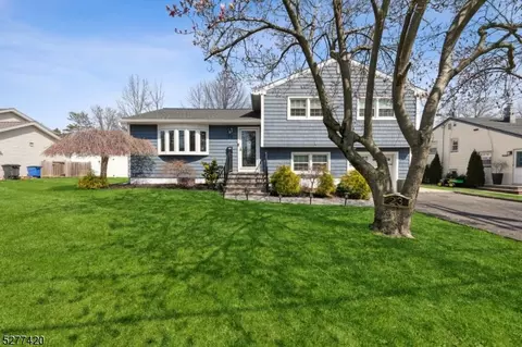 23 Newbrook Ln, Springfield, NJ 07081