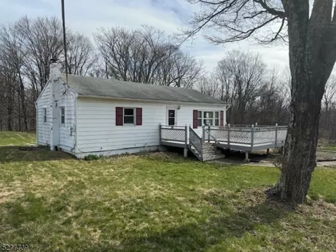 39 George Hill Rd, Branchville, NJ 07826
