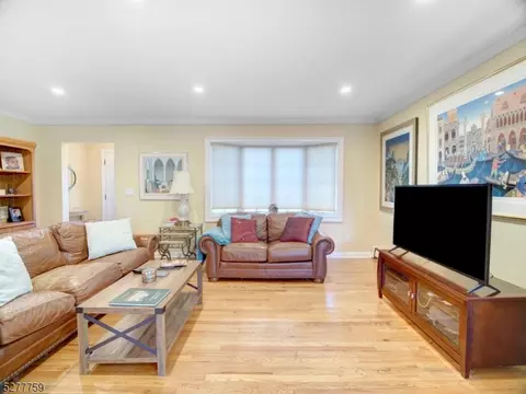 200 E Madison Ave, Cresskill, NJ 07626 photo 4