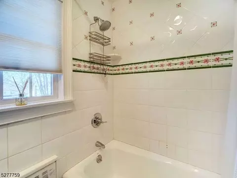 200 E Madison Ave, Cresskill, NJ 07626 photo 18