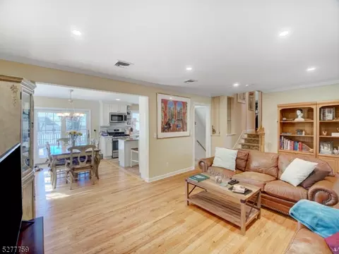 200 E Madison Ave, Cresskill, NJ 07626 photo 8