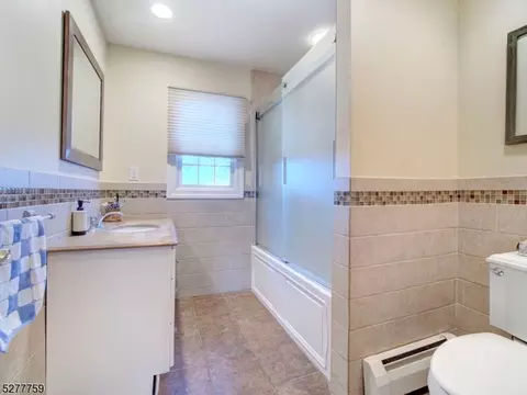 200 E Madison Ave, Cresskill, NJ 07626 photo 19