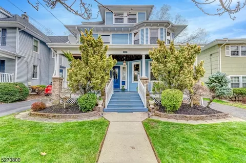 20 Codington Pl, Somerville, NJ 08876