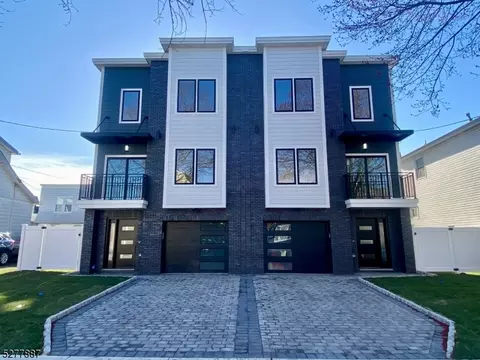 130 Brighton Ave #R, Kearny, NJ 07032