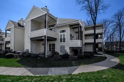 101 Country Club Dr #1, Union, NJ 07083