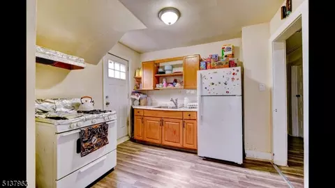 738 E 2nd St, Plainfield, NJ 07062 photo 24