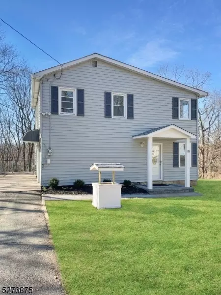 122 Dartmouth Trl, Hopatcong, NJ 07843