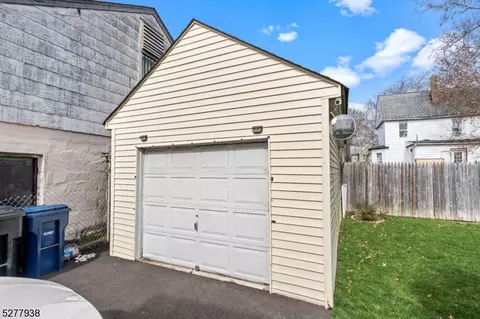 705 E 6th St, Plainfield, NJ 07062 photo 31