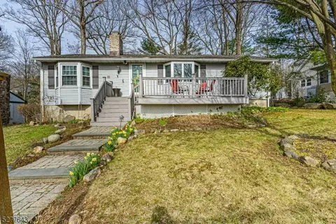 21 Shawnee Pkwy, Wharton, NJ 07885
