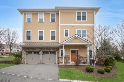 18 Park Pl, Mountain Lakes, NJ 07046
