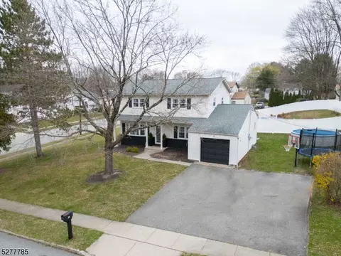 188 College View Dr, Hackettstown, NJ 07840