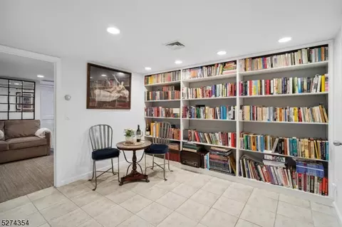 2 Edgewood Ter, Montclair, NJ 07042 photo 29