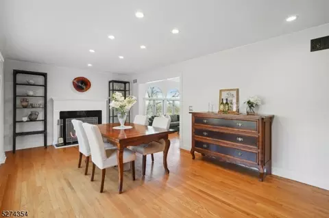 2 Edgewood Ter, Montclair, NJ 07042 photo 11