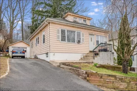 104 Madison St, Dover, NJ 07801