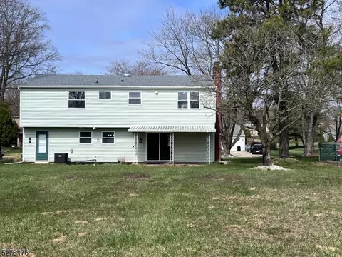 90 Coachman Dr, Fieldsboro, NJ 08505 photo 37