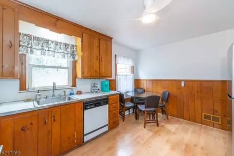 57 Conger St, Dover, NJ 07801 photo 14