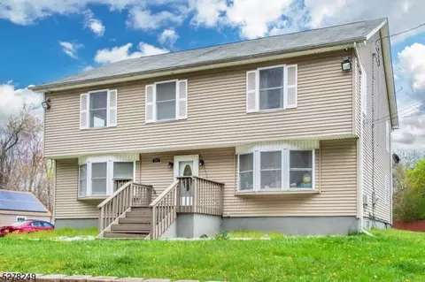 30 Canfield Ave, Mine Hill, NJ 07803