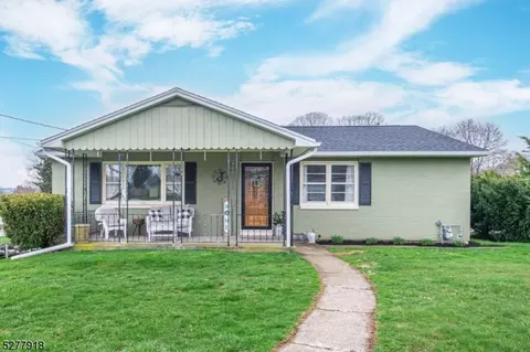 320 S 4th St, Phillipsburg, NJ 08865