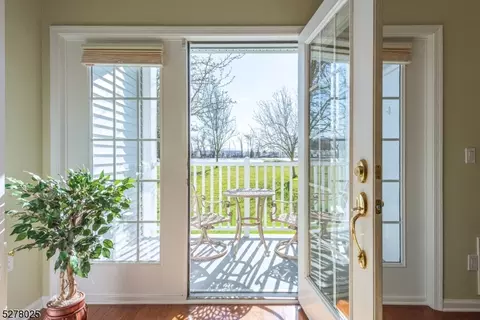 5005 Brookfield Glen Dr #5, Belvidere, NJ 07823