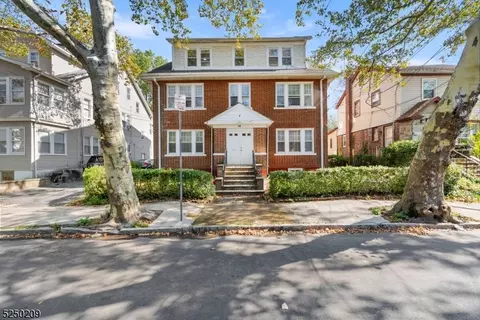 16 Poe, Newark, NJ 07106