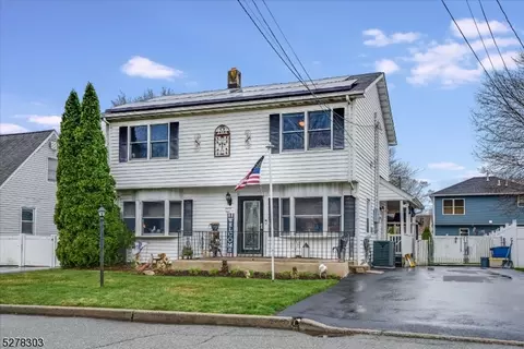 21 Bergen Ave, Wanaque Boro, NJ 07420 photo 2