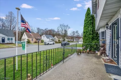 21 Bergen Ave, Wanaque Boro, NJ 07420 photo 3