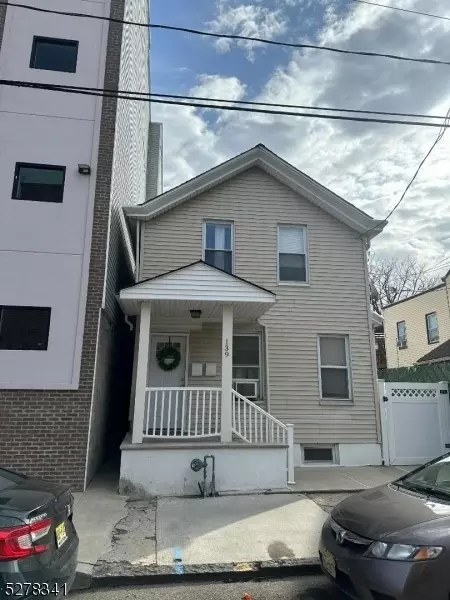 139 Beech St, Paterson, NJ 07501