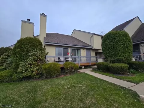 21 Talbot St #21, Somerset, NJ 08873