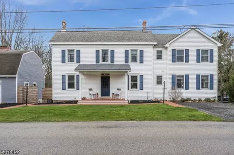37 Railroad Ave, Readington Twp, NJ 08889