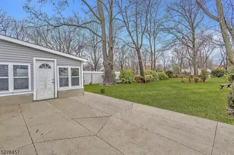 1429 Edwin Pl, Plainfield, NJ 07062 photo 30