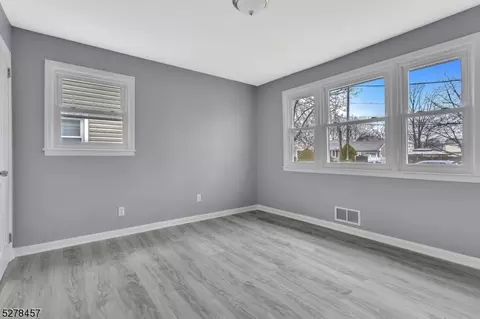 1429 Edwin Pl, Plainfield, NJ 07062 photo 5