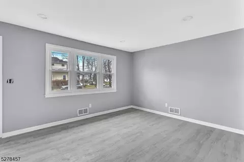 1429 Edwin Pl, Plainfield, NJ 07062 photo 8
