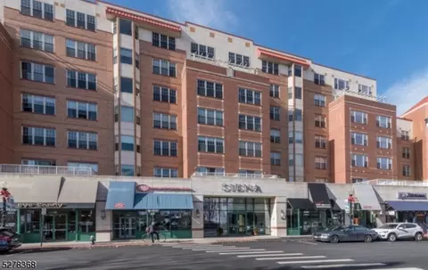 48 S Park St #420, Montclair, NJ 07042