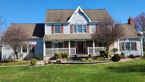 19 Swallow Way, Readington Twp, NJ 08853