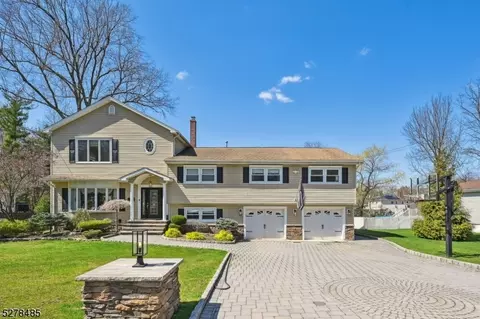 32 Bennett Ave, Cedar Grove, NJ 07009
