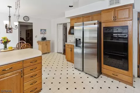 51 Forrest Rd, Randolph, NJ 07869 photo 11