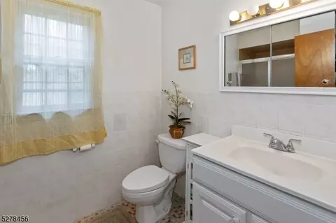 51 Forrest Rd, Randolph, NJ 07869 photo 19