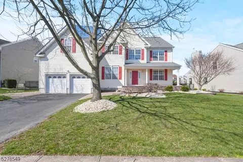 11 Winding Way, Princeton, NJ 08540