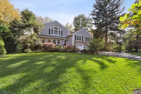 16 Crestview Ave, Madison, NJ 07940