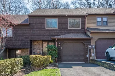 96 Patriots Rd, Morris Plains, NJ 07950