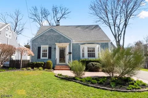 6 Samoset Rd, Cranford, NJ 07016