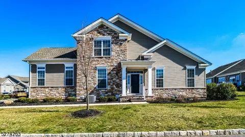 22 Van Cleef Dr, Whitehouse Station, NJ 08889