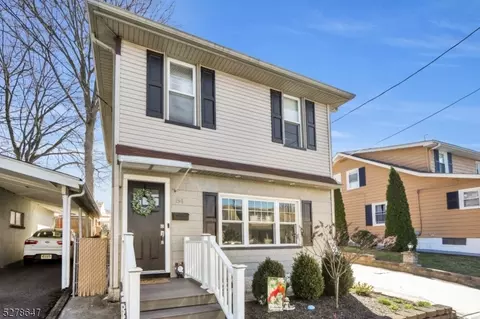 64 Center St, Belleville, NJ 07109
