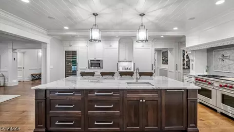 11 White Pine Rd, Upper Saddle River, NJ 07458 photo 12