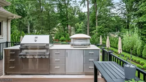 11 White Pine Rd, Upper Saddle River, NJ 07458 photo 44
